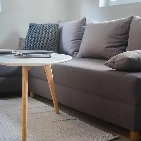 Hifive Apartment
